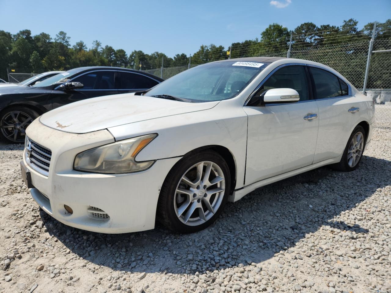 NISSAN MAXIMA S