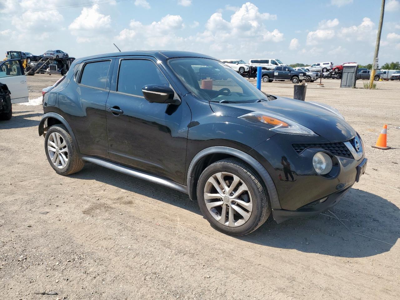 NISSAN JUKE S