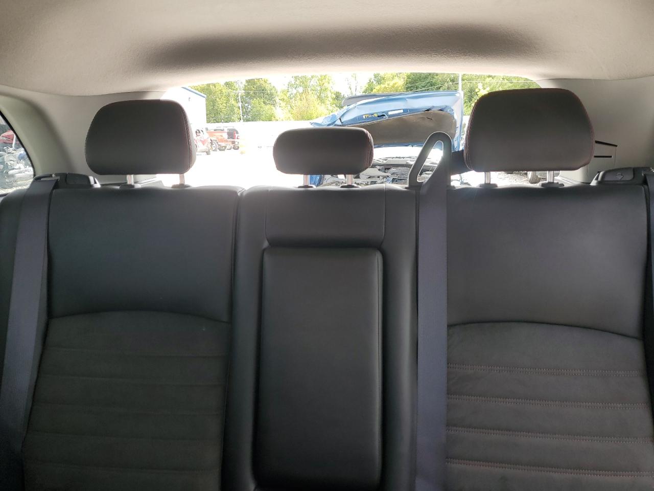 MITSUBISHI OUTLANDER ES