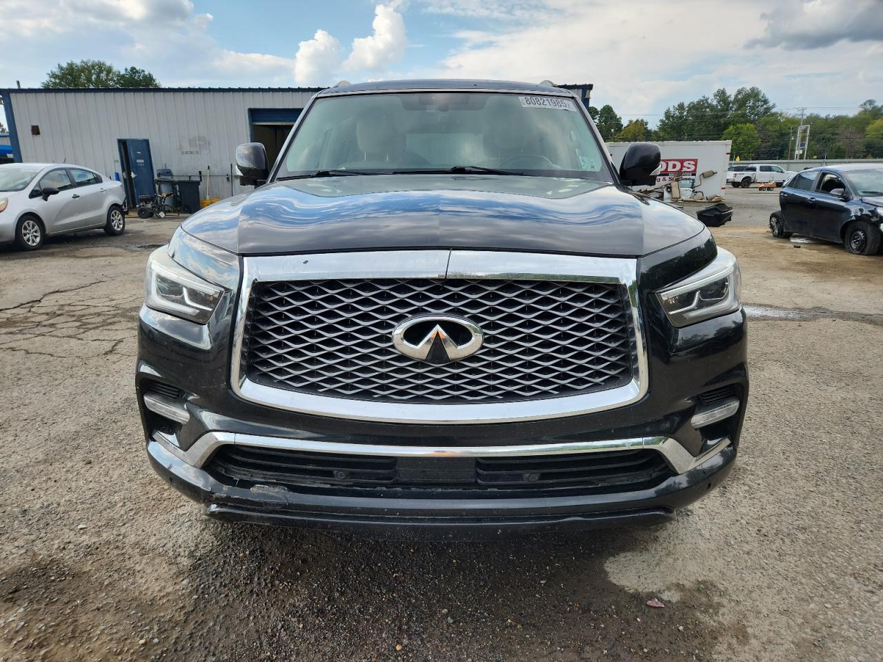 INFINITI QX80 BASE