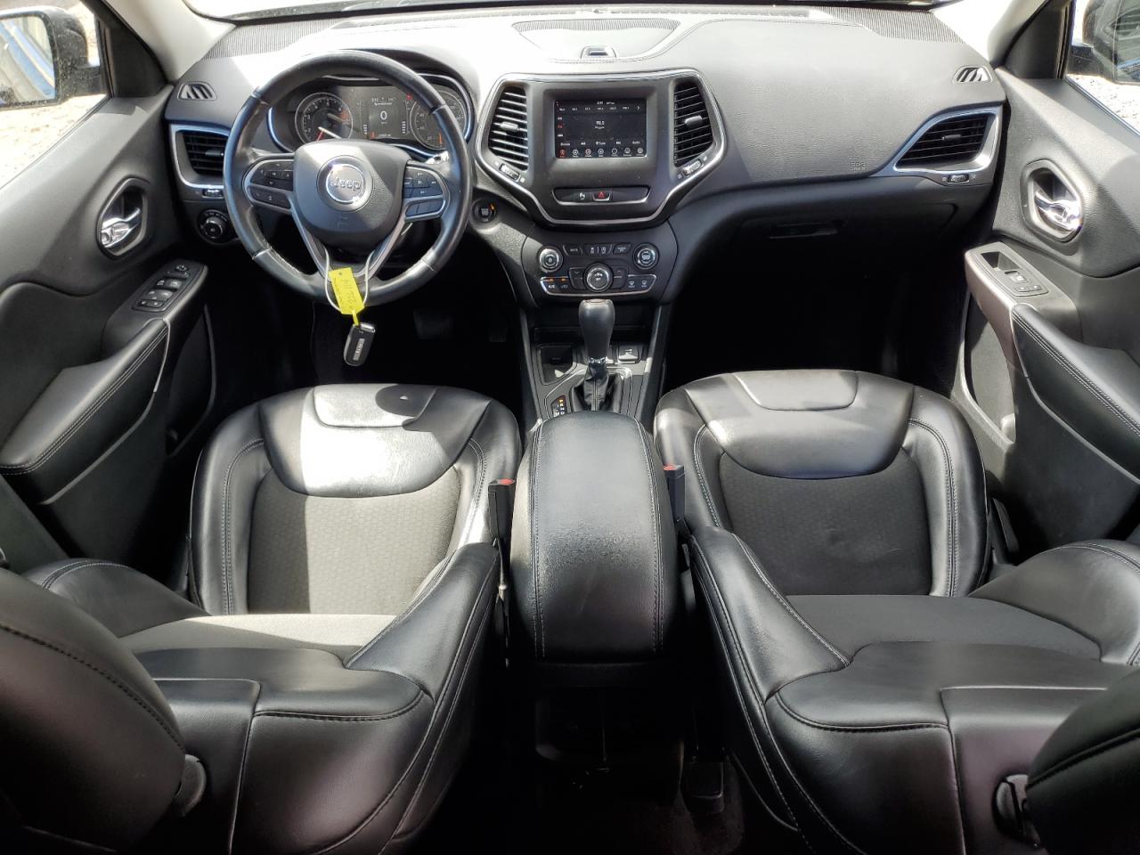 JEEP GRAND CHEROKEE LATITUDE PLUS