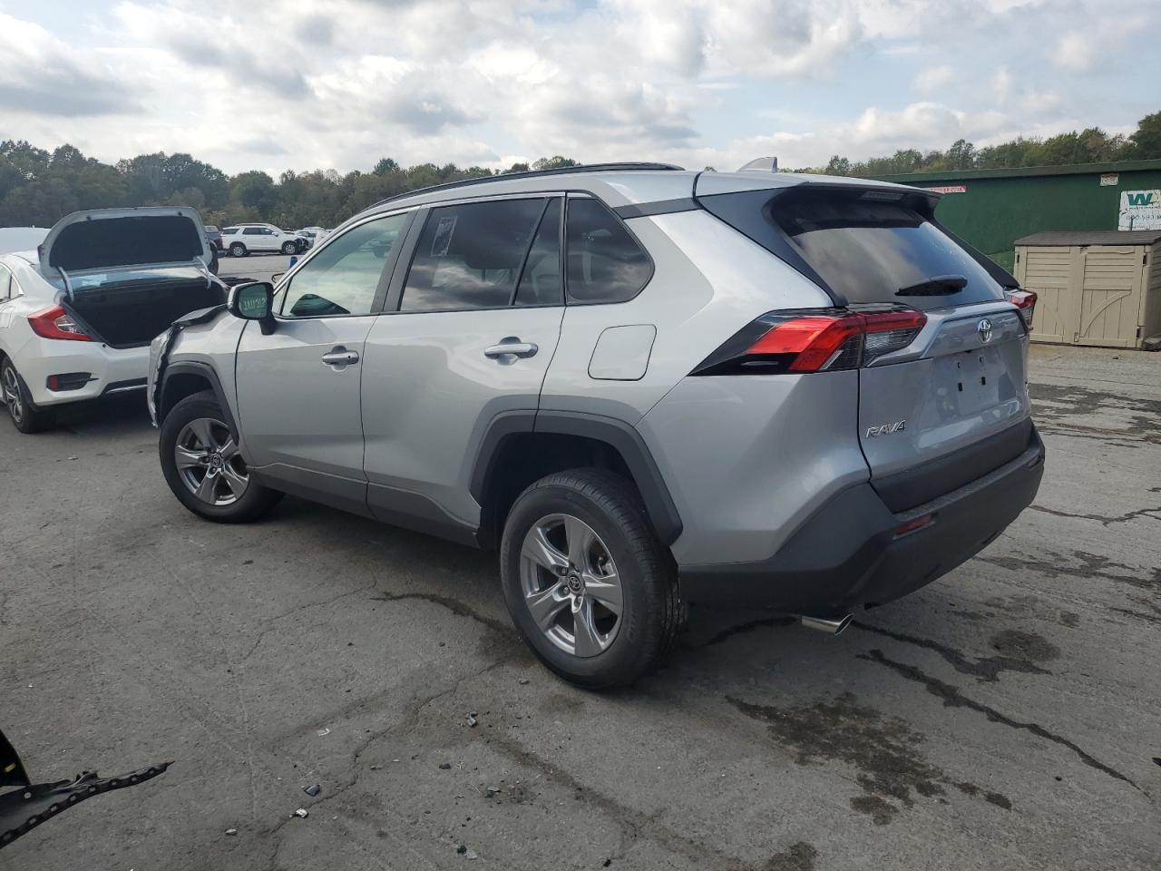 TOYOTA RAV4 XLE
