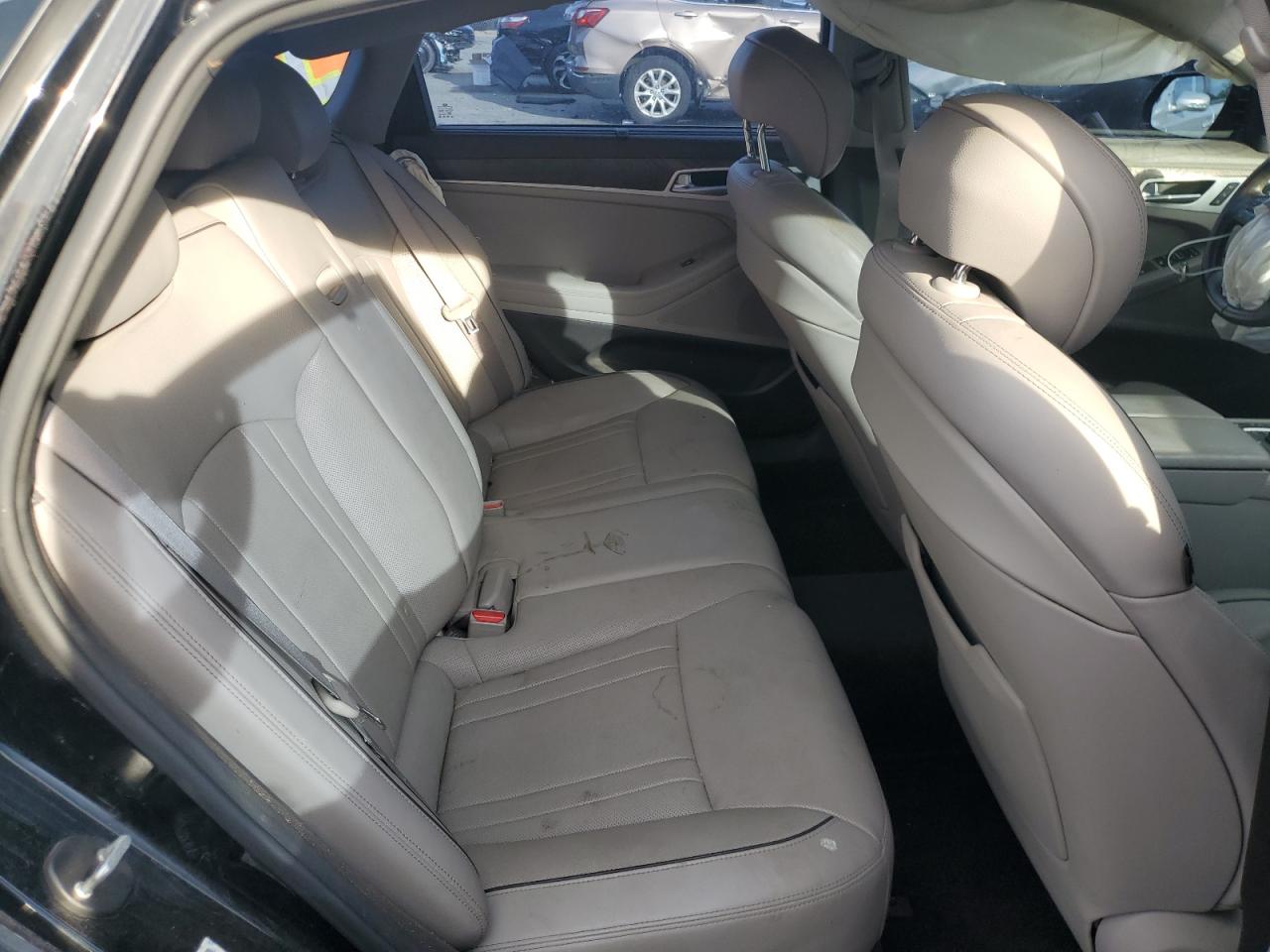 HYUNDAI GENESIS 5.0L