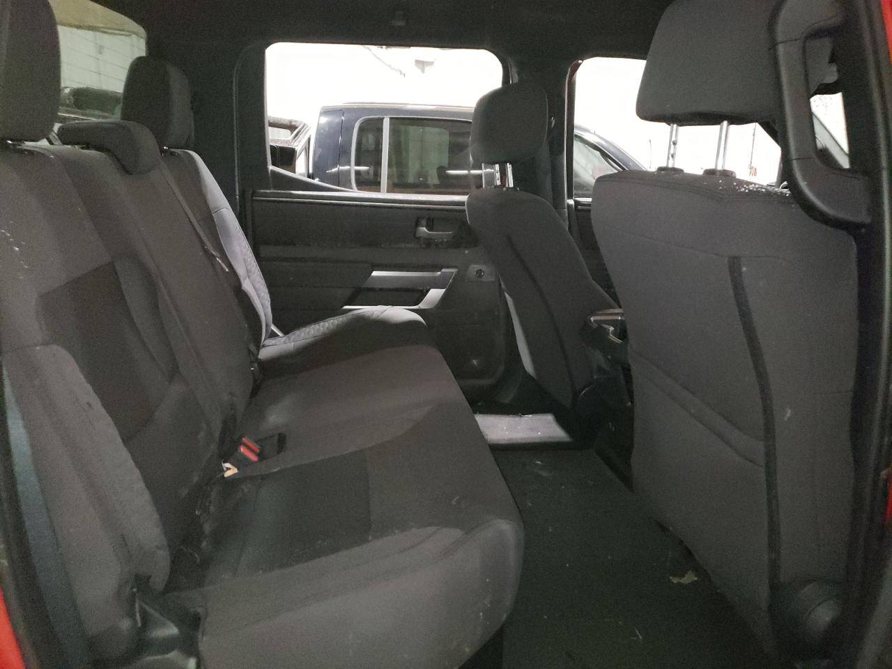 TOYOTA TUNDRA CREWMAX SR5