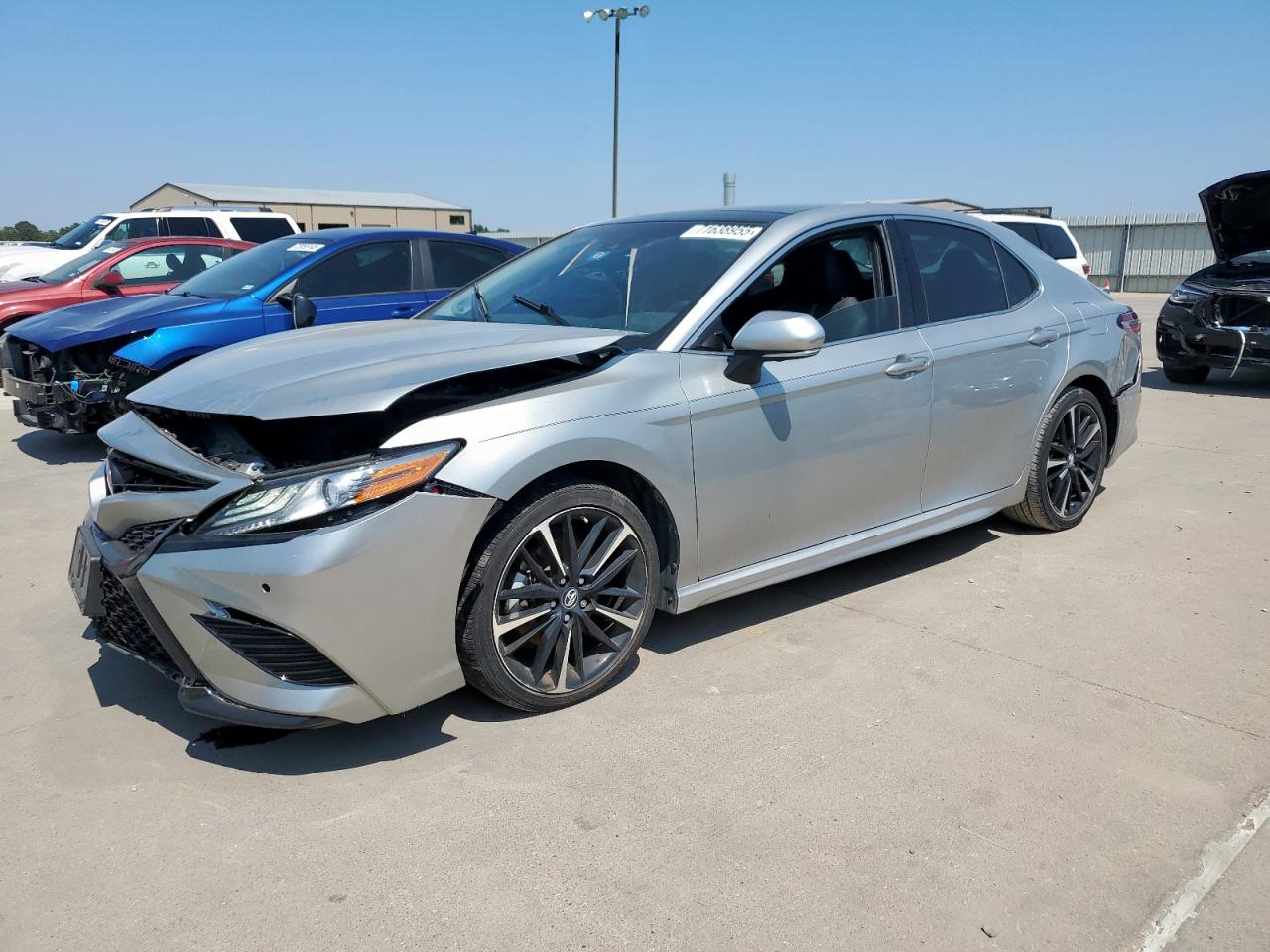 TOYOTA CAMRY XSE