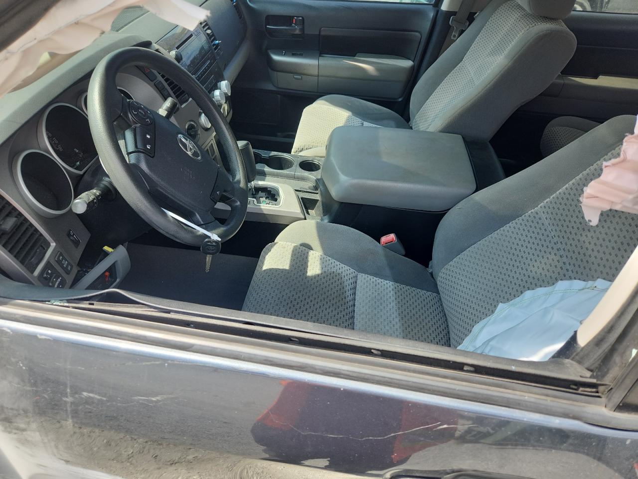 TOYOTA TUNDRA CREWMAX SR5