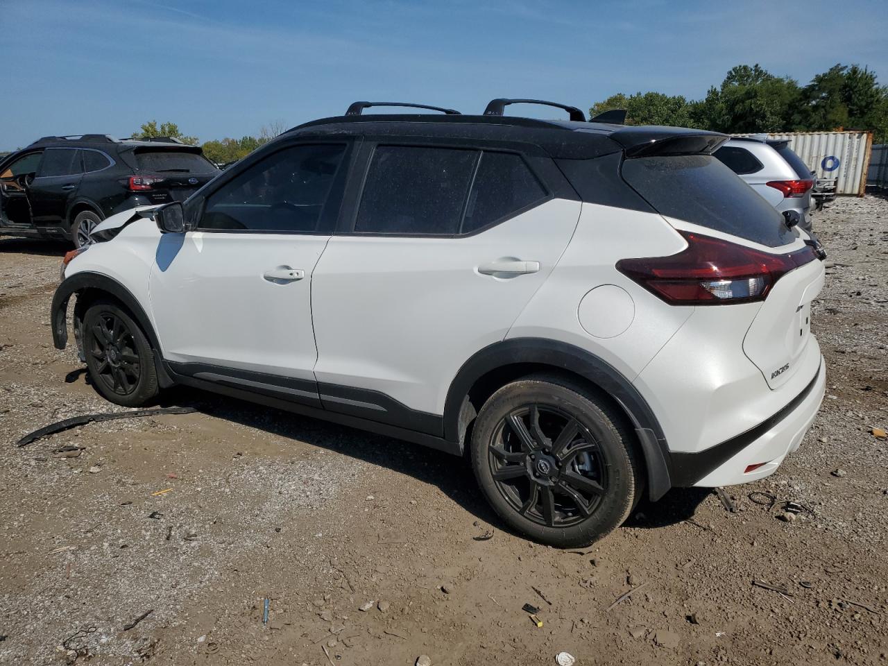 NISSAN KICKS SR