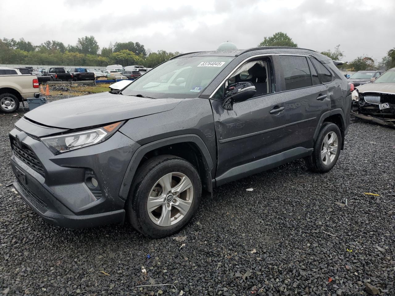 TOYOTA RAV4 XLE