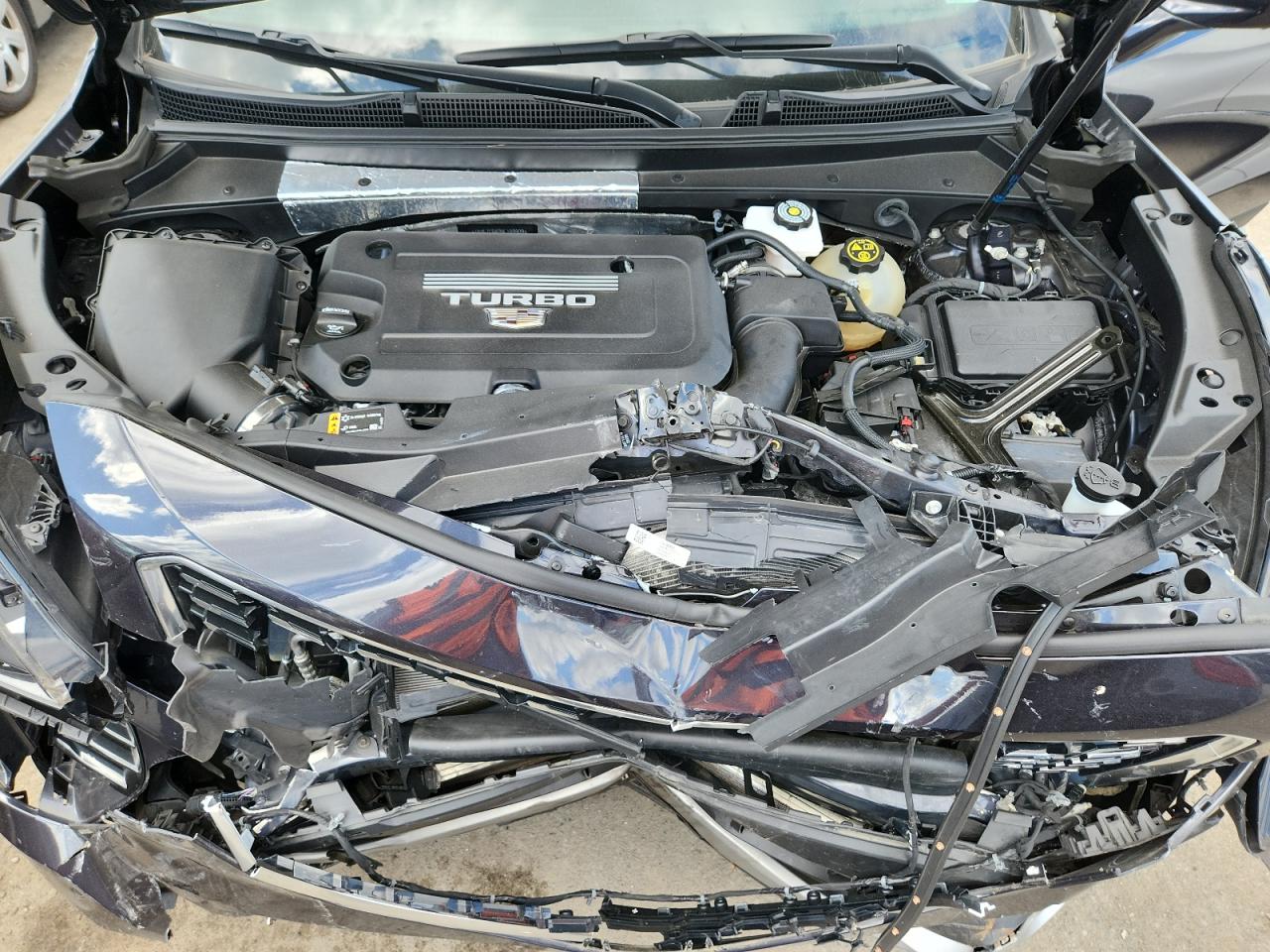 CADILLAC XT4 PREMIUM LUXURY