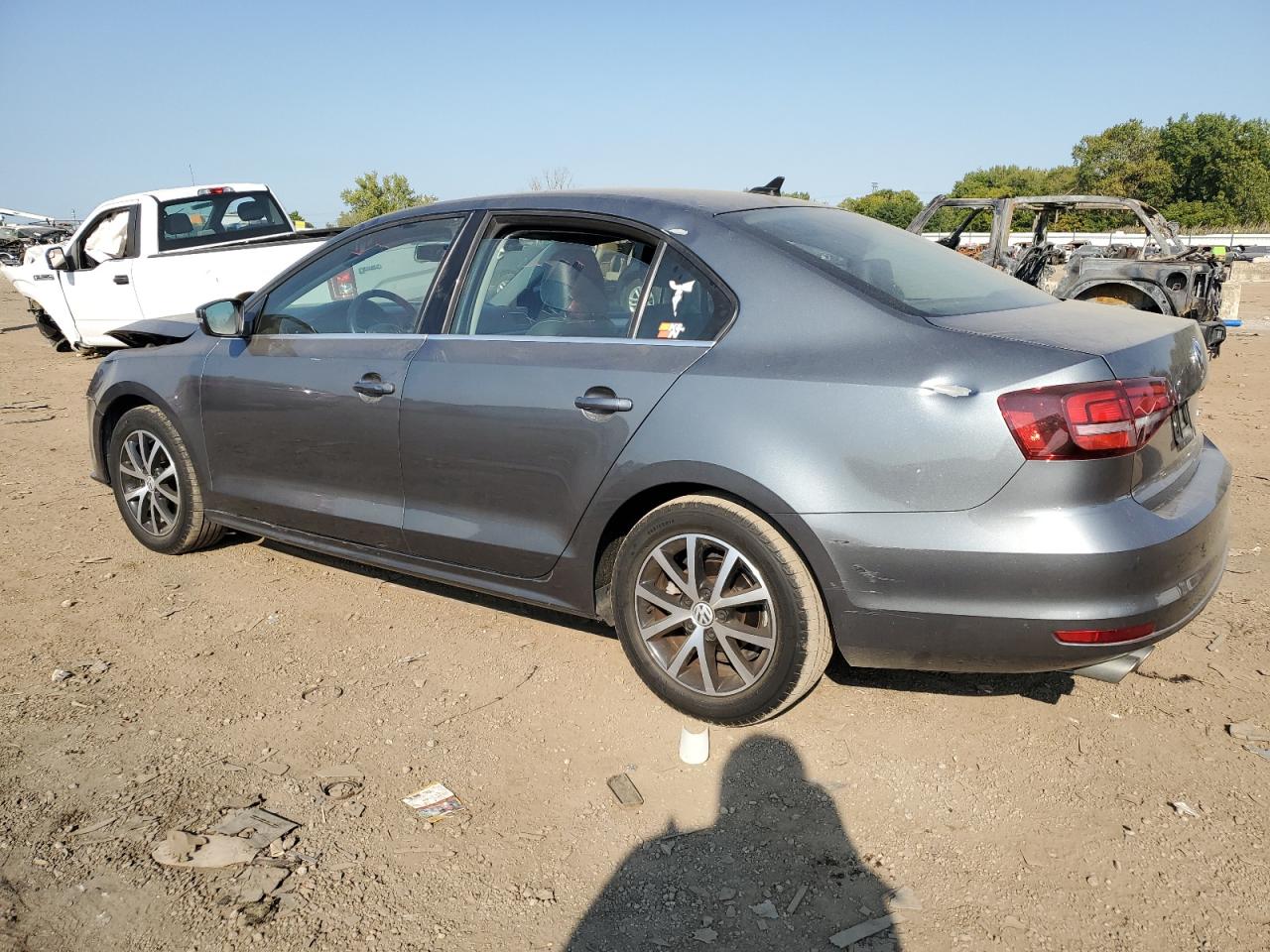 VOLKSWAGEN JETTA SE
