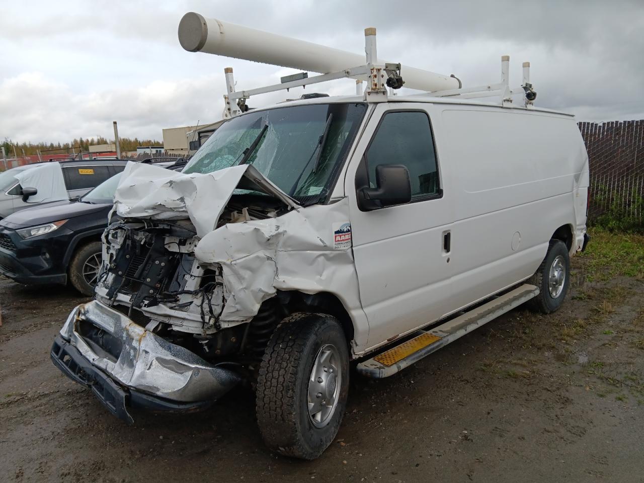 FORD ECONOLINE E250 VAN