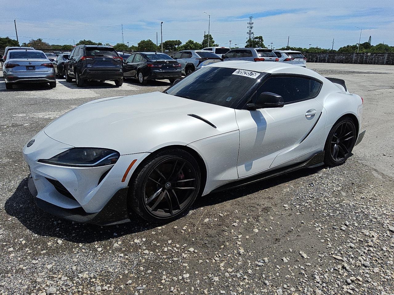 TOYOTA SUPRA BASE
