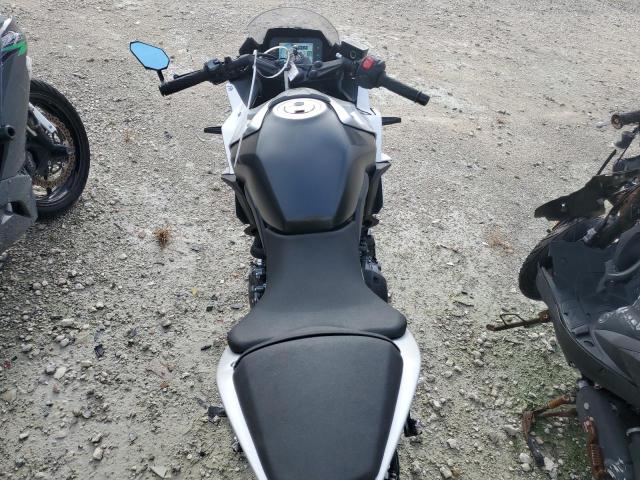 2024 SUZUKI GSX800 F JS1EM13B0R7100899