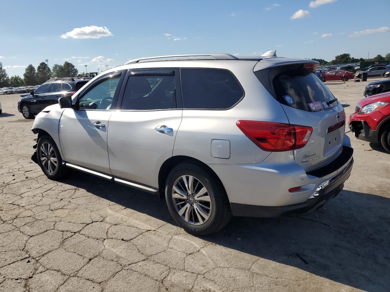 NISSAN PATHFINDER SL