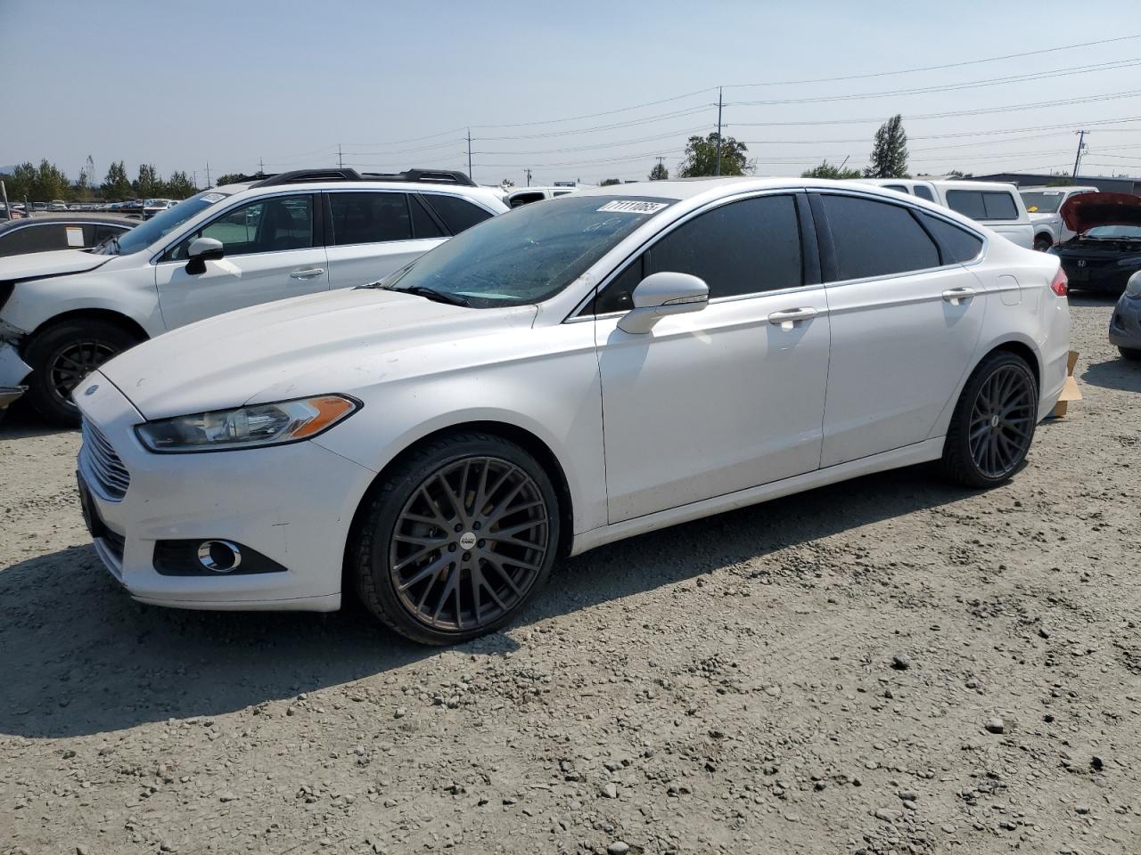 FORD FUSION SE