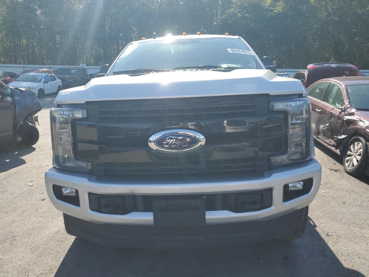FORD F-250 SUPER DUTY