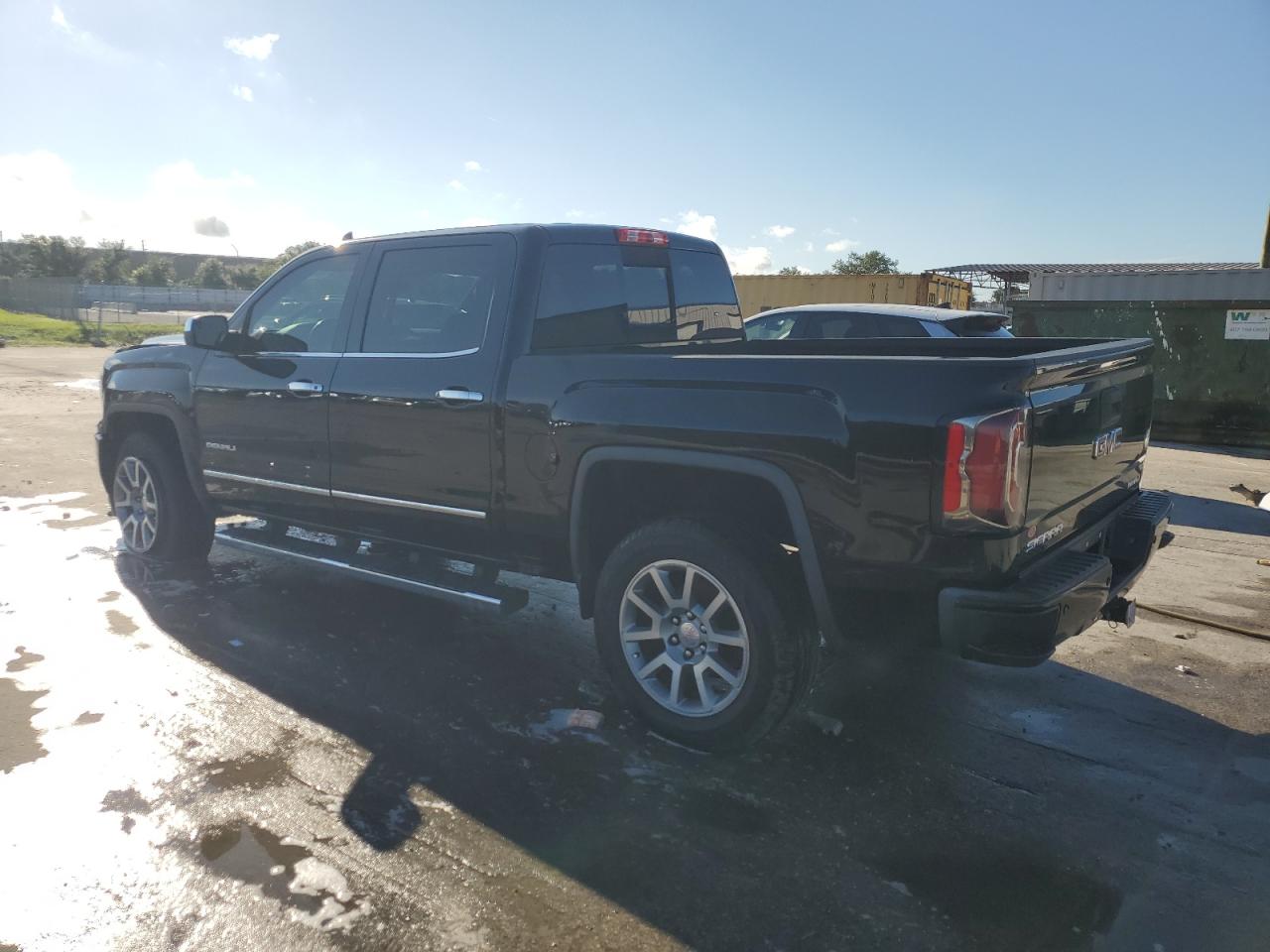 GMC SIERRA C1500 DENALI