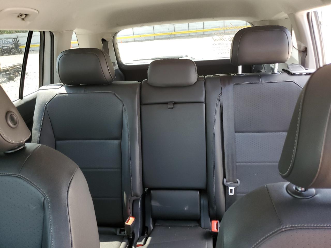 VOLKSWAGEN TIGUAN SE