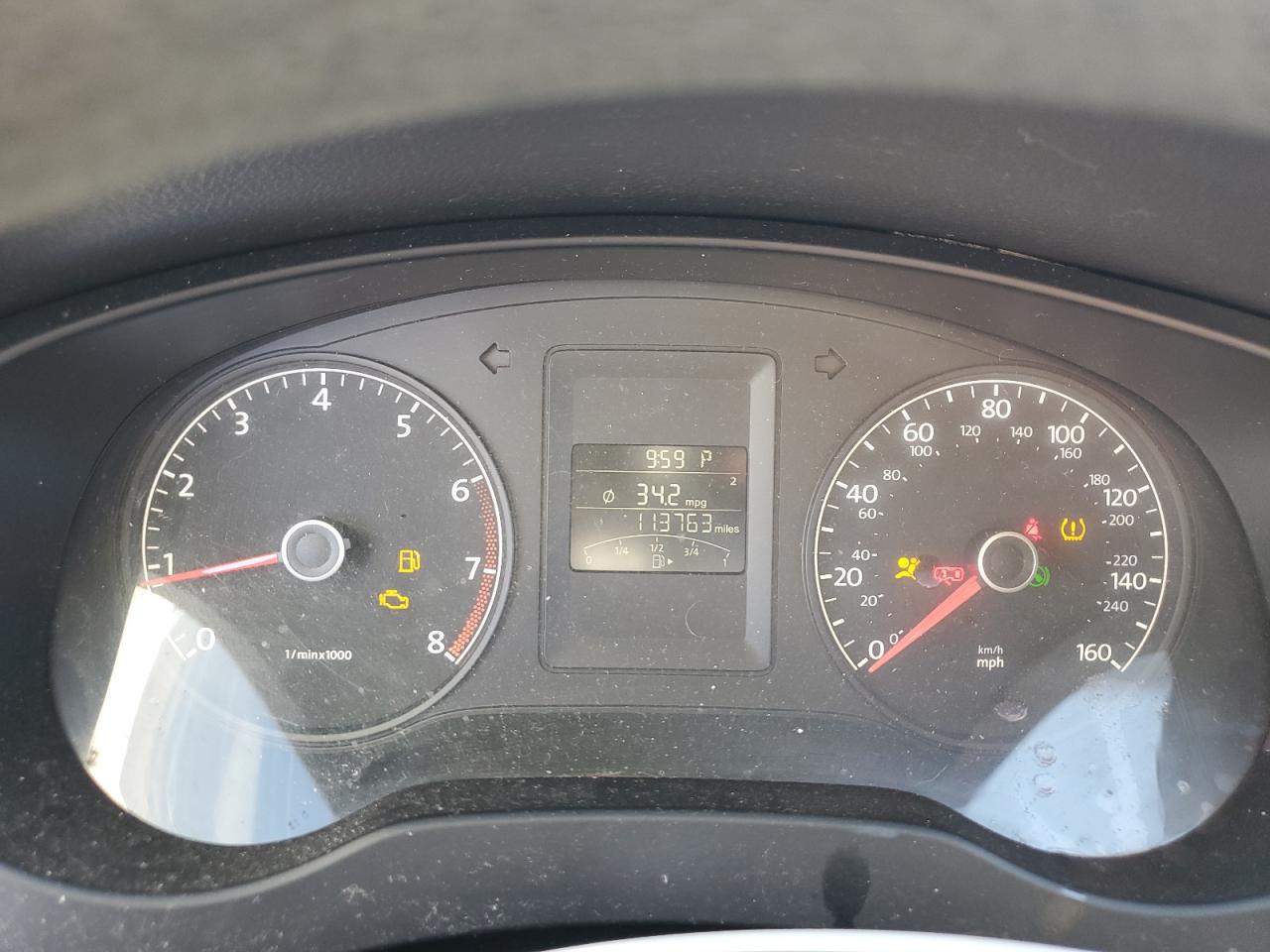 VOLKSWAGEN JETTA BASE