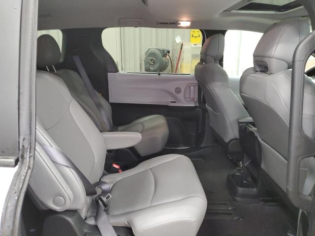 2025 TOYOTA SIENNA XLE 5TDYRKECXSS232550