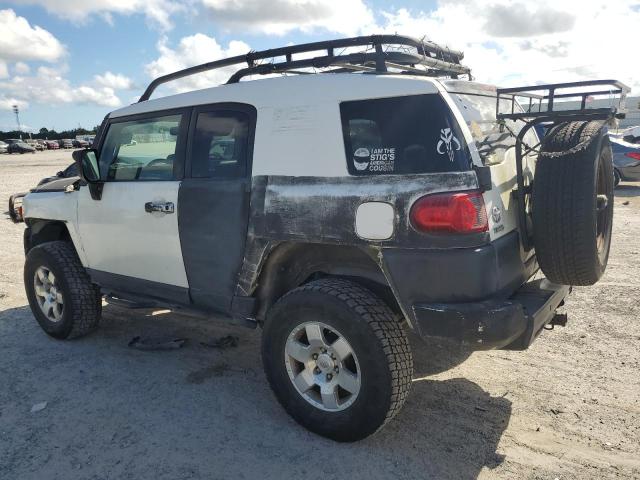 TOYOTA FJ CRUISER 2010 white 4dr spor gas JTEBU4BFXAK080740 photo #3