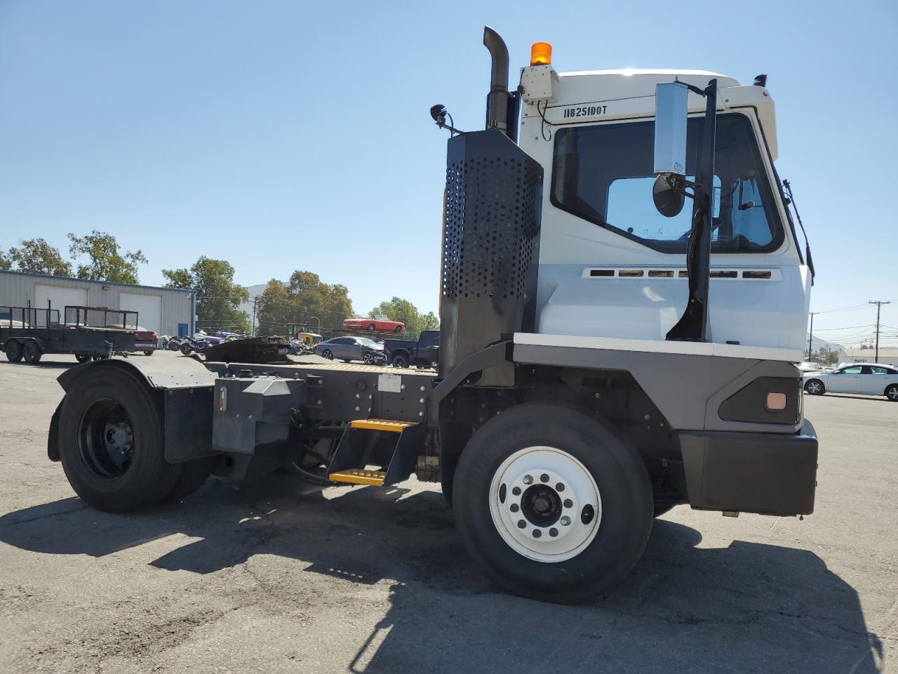 Lot #3245204630 2019 KALMAR OTTAWA