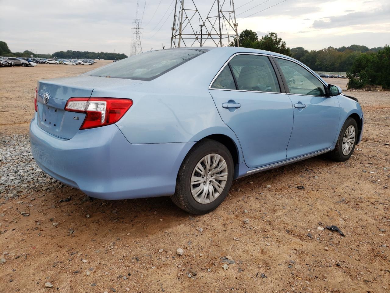 TOYOTA CAMRY L