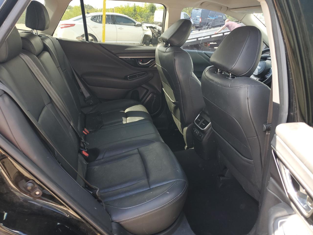 SUBARU OUTBACK LIMITED