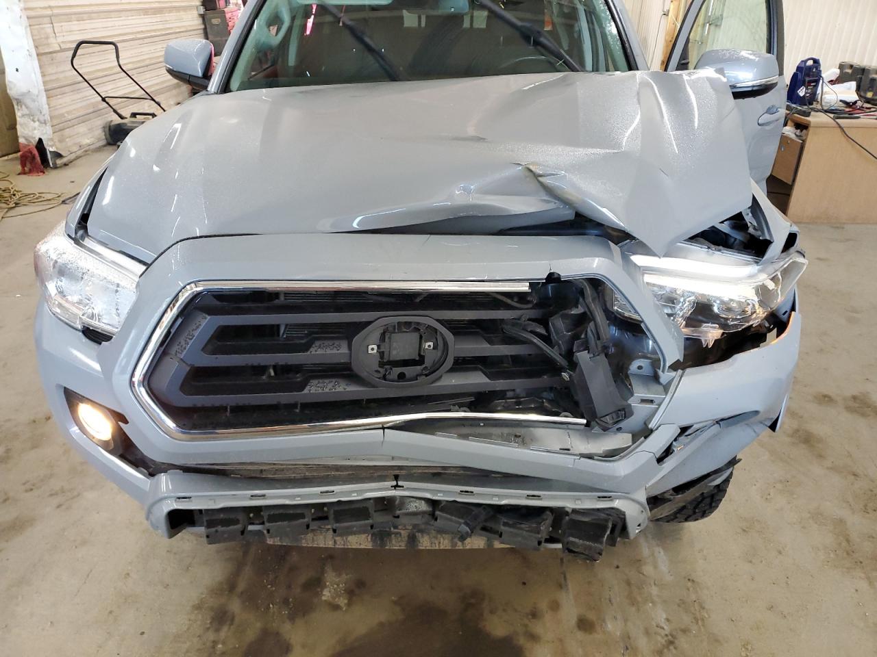 TOYOTA TACOMA DOUBLE CAB