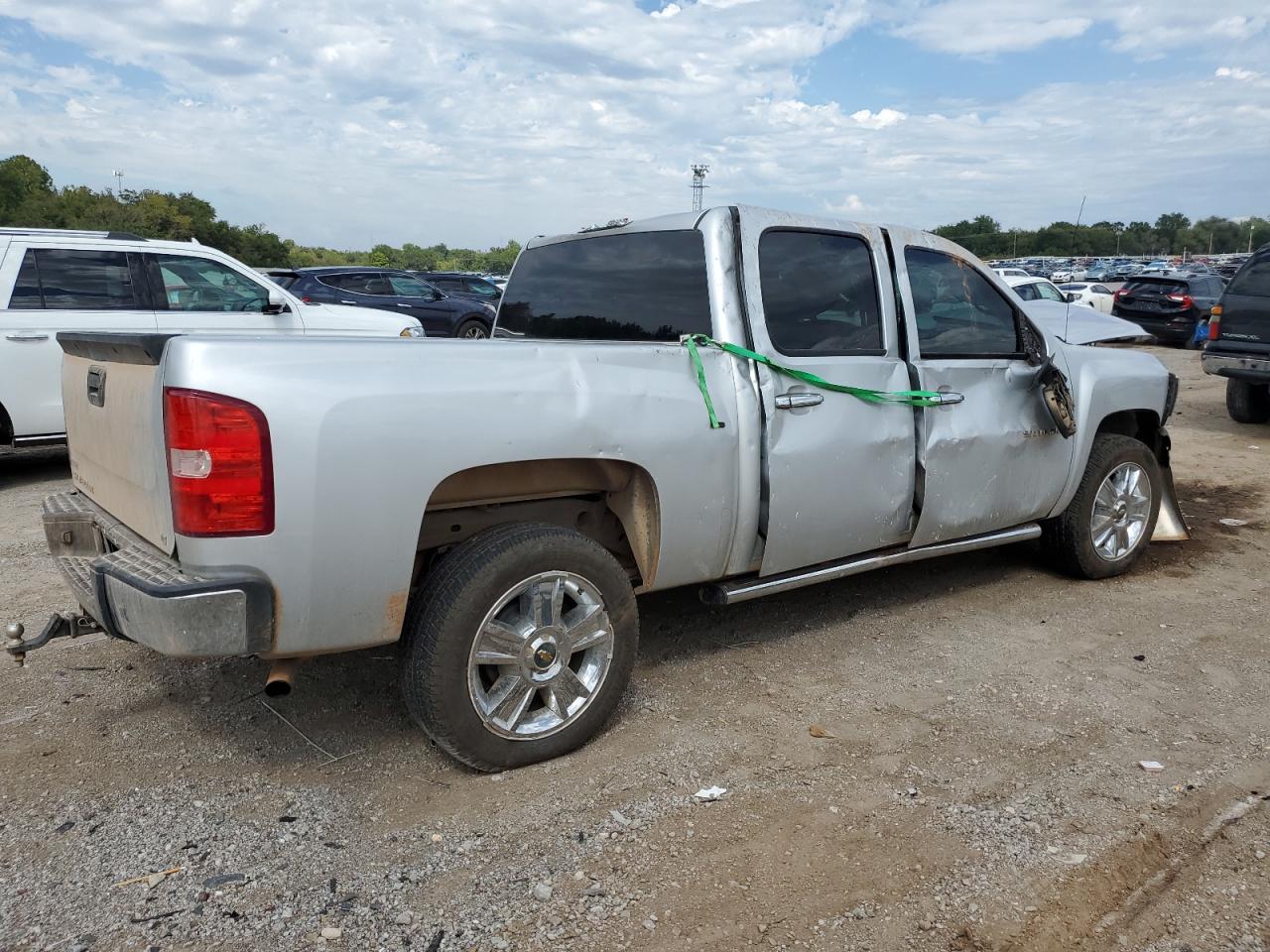CHEVROLET SILVERADO C1500 LT