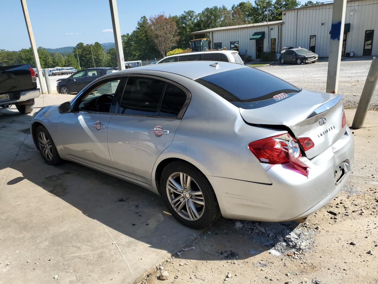 INFINITI G37 BASE