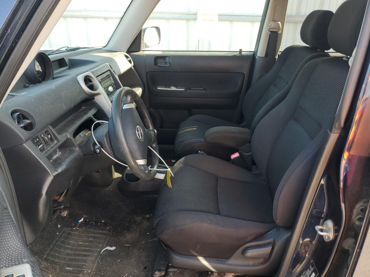 Lot #3274777187 2005 TOYOTA SCION XB