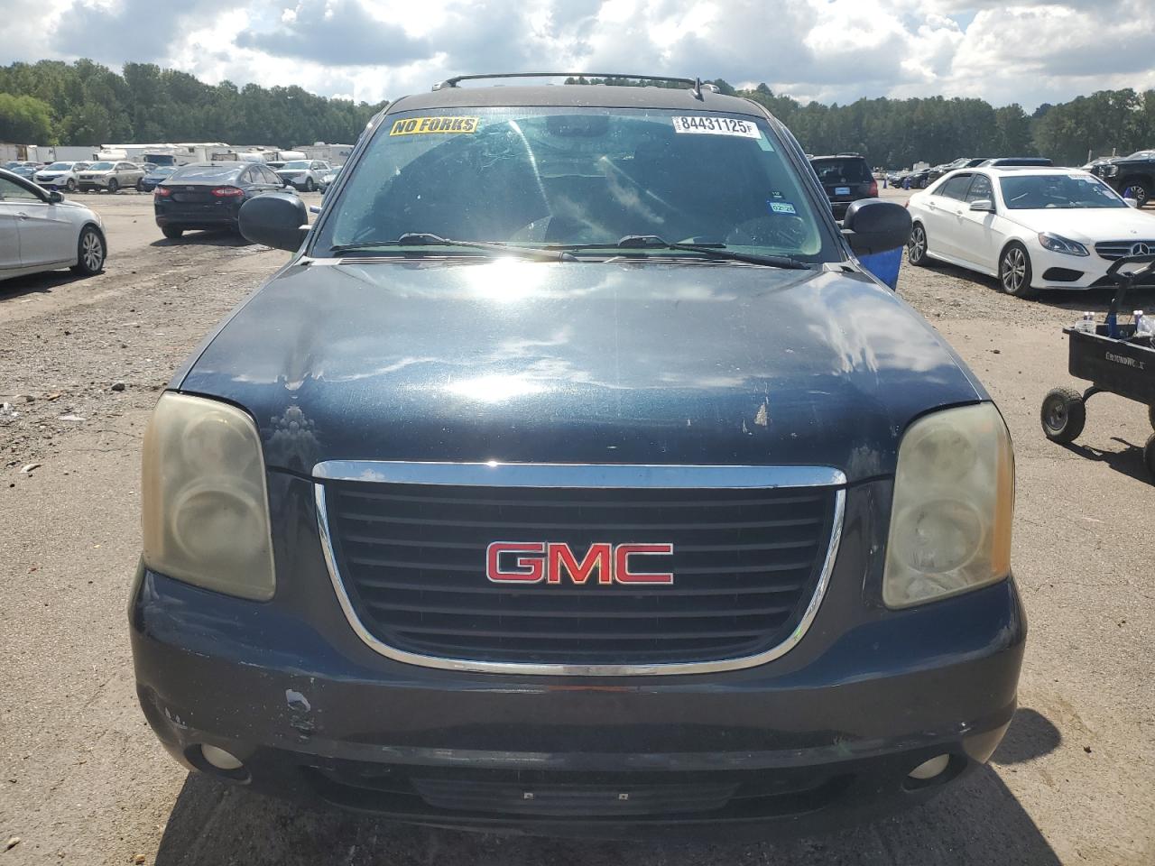 GMC YUKON SLE