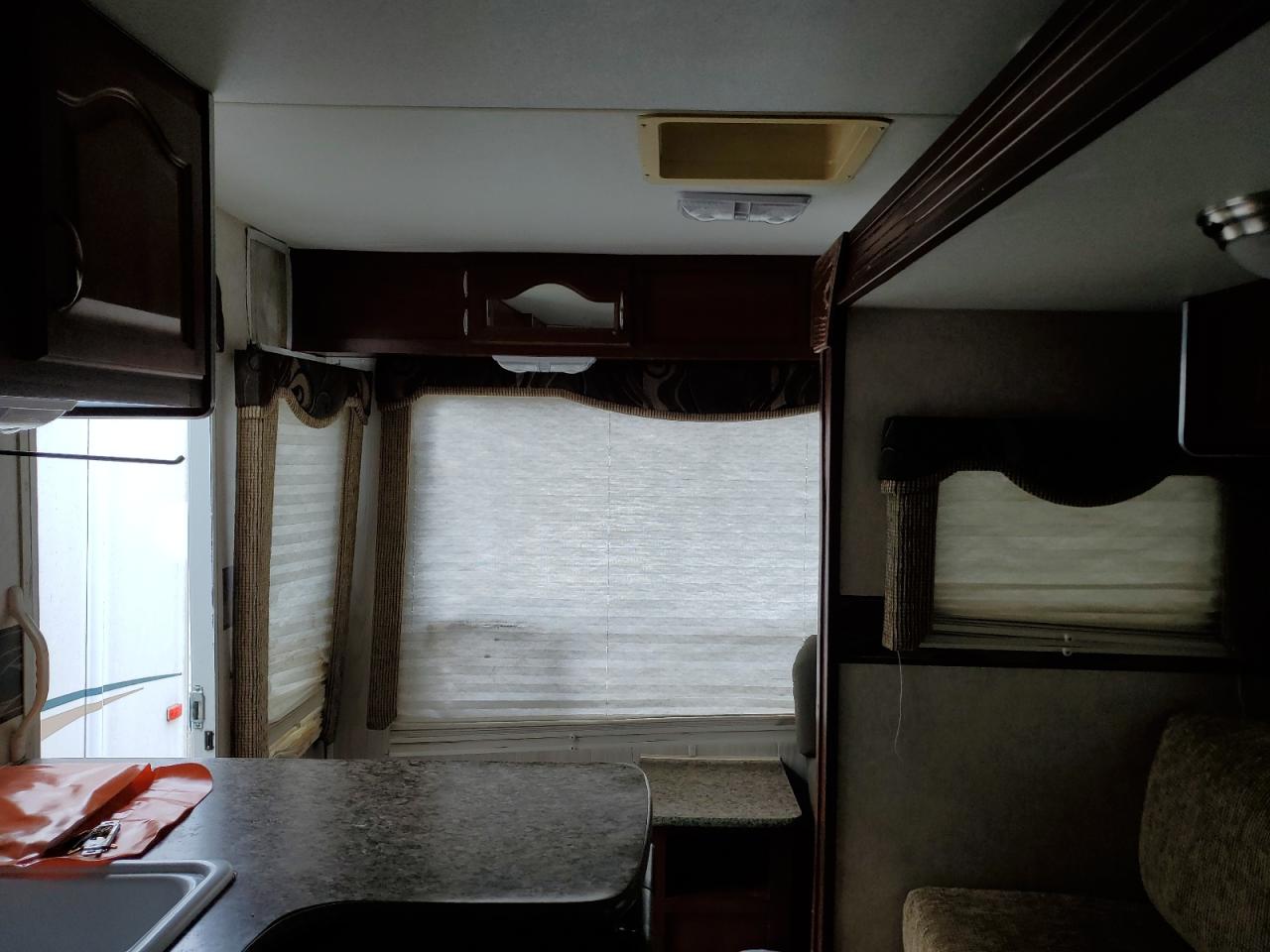 Lot #3285101381 2009 ARO 5TH WHEEL