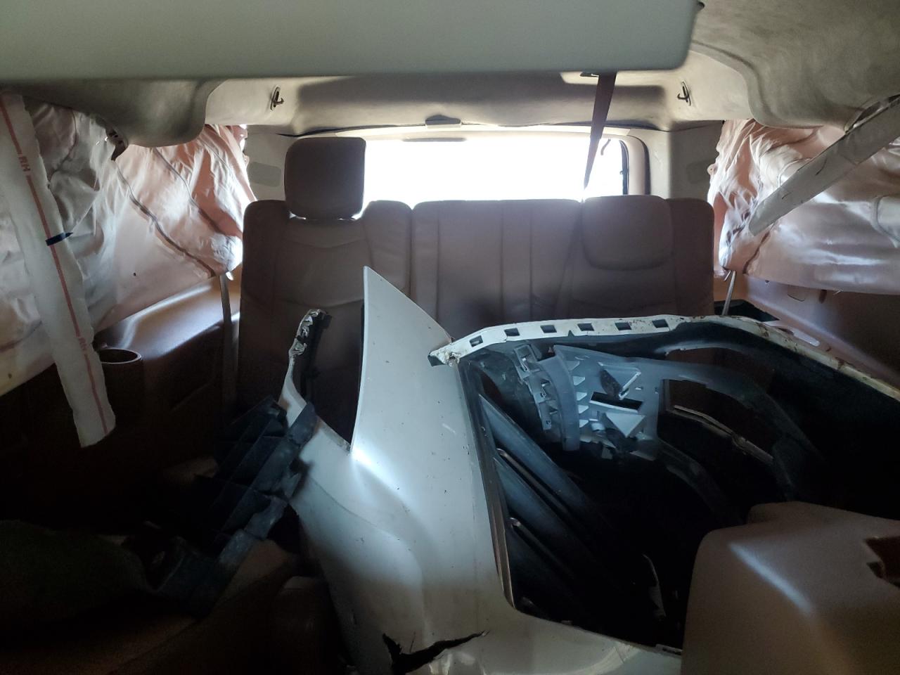 CADILLAC ESCALADE ESV PLATINUM