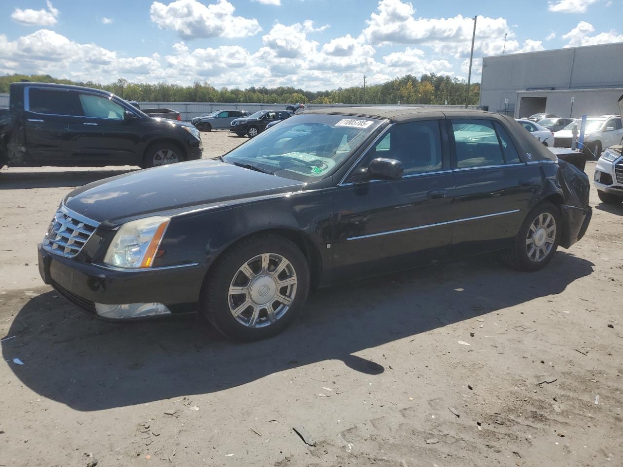 CADILLAC DTS
