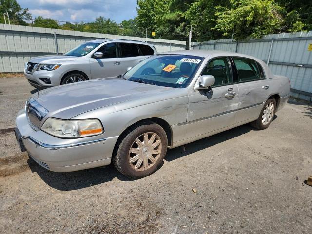 LINCOLN TOWN CAR S