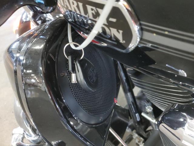 2013 HARLEY-DAVIDSON FLHTCU ULT 1HD1FCM17DB643302