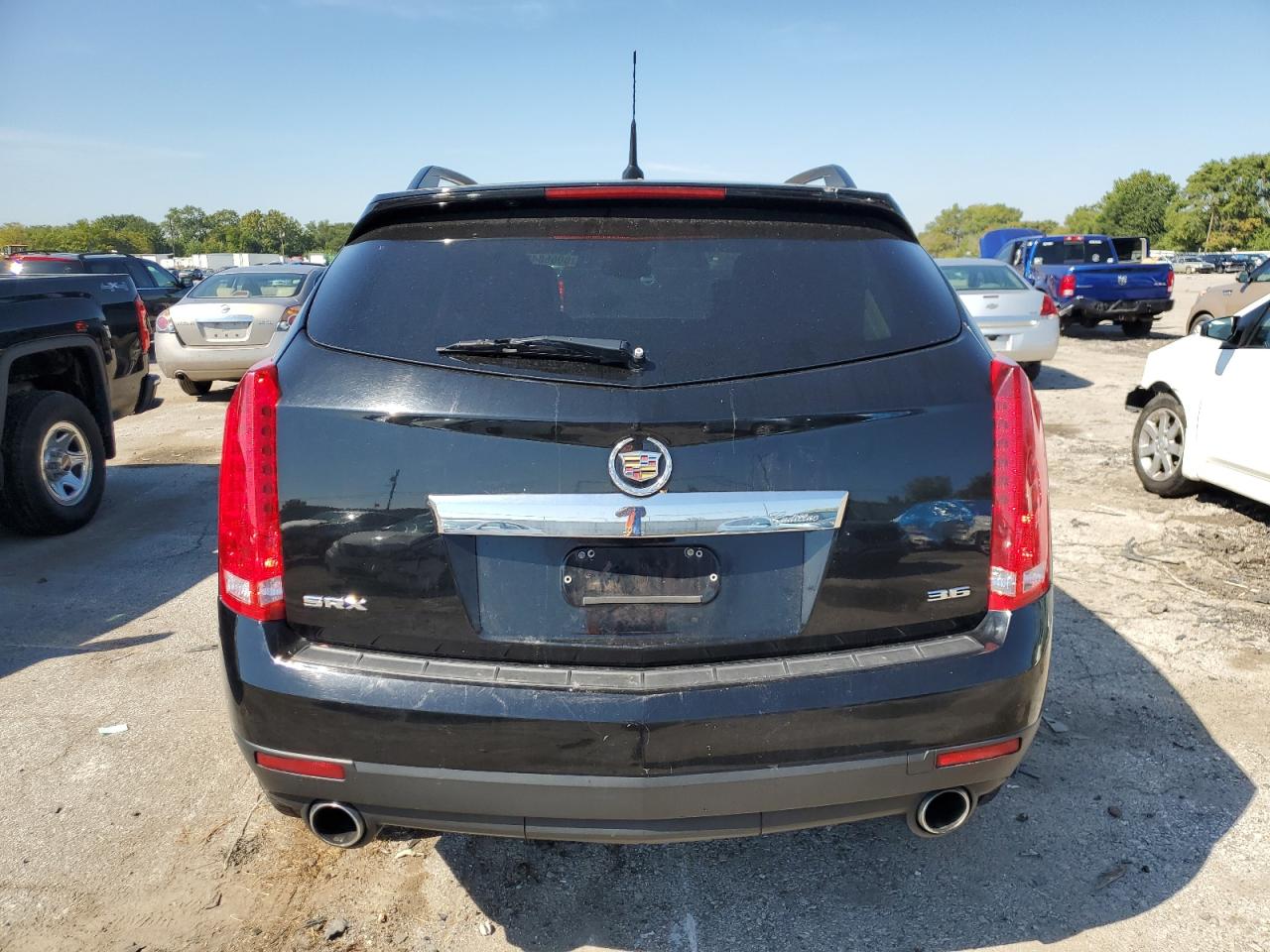 CADILLAC SRX