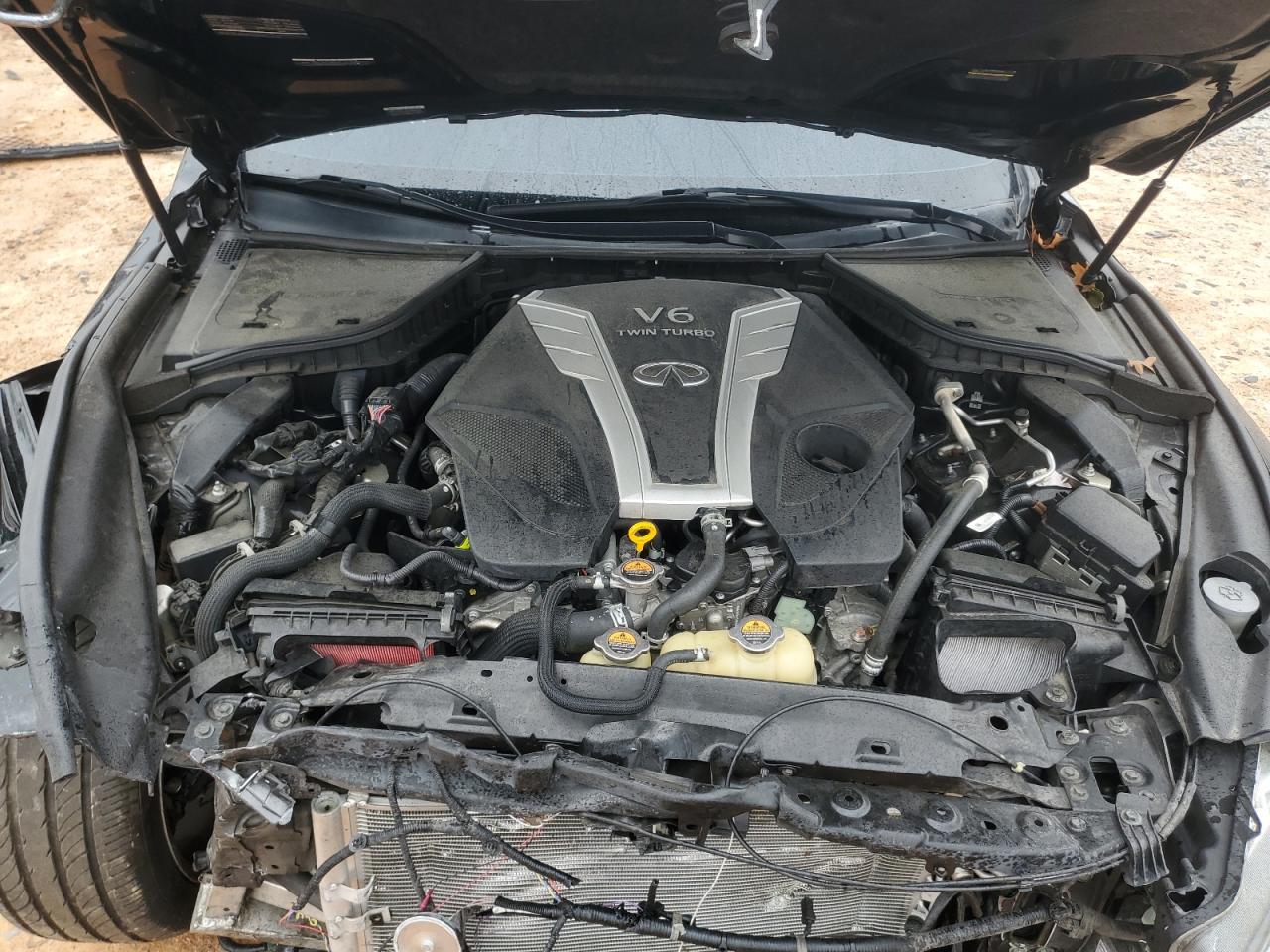 INFINITI Q50 PREMIUM