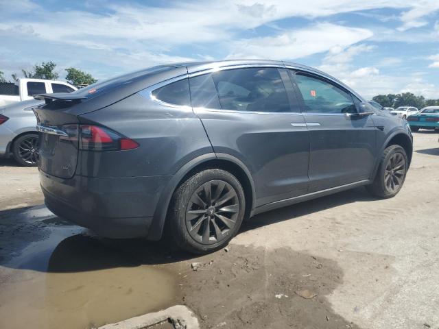 2017 TESLA MODEL X 5YJXCBE2XHF059257