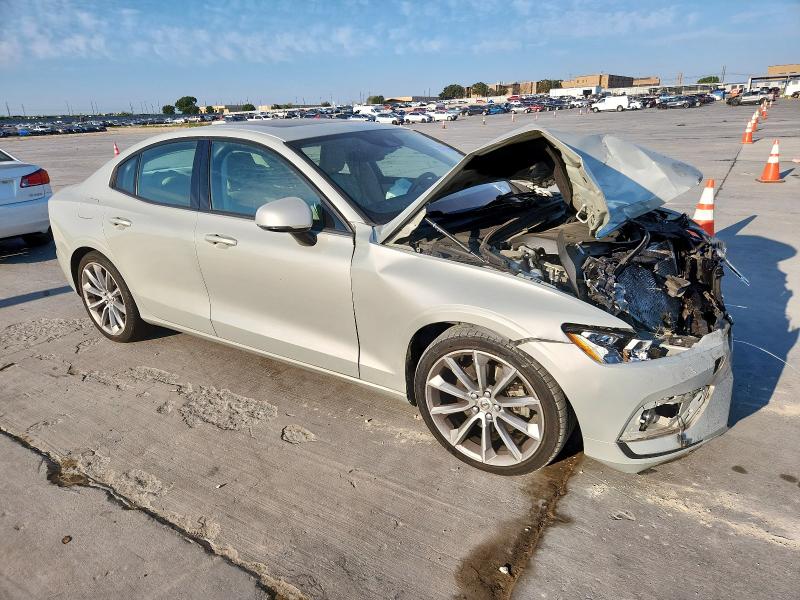 2021 VOLVO S60 T5 7JR102FK6MG093517