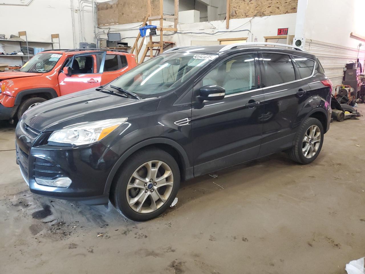 FORD ESCAPE TITANIUM