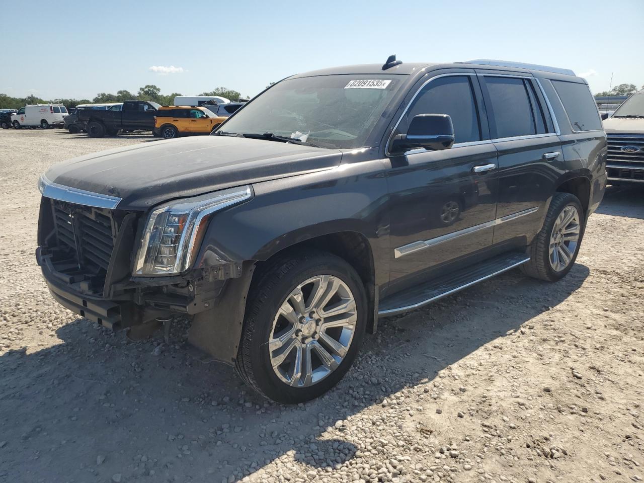 CADILLAC ESCALADE LUXURY