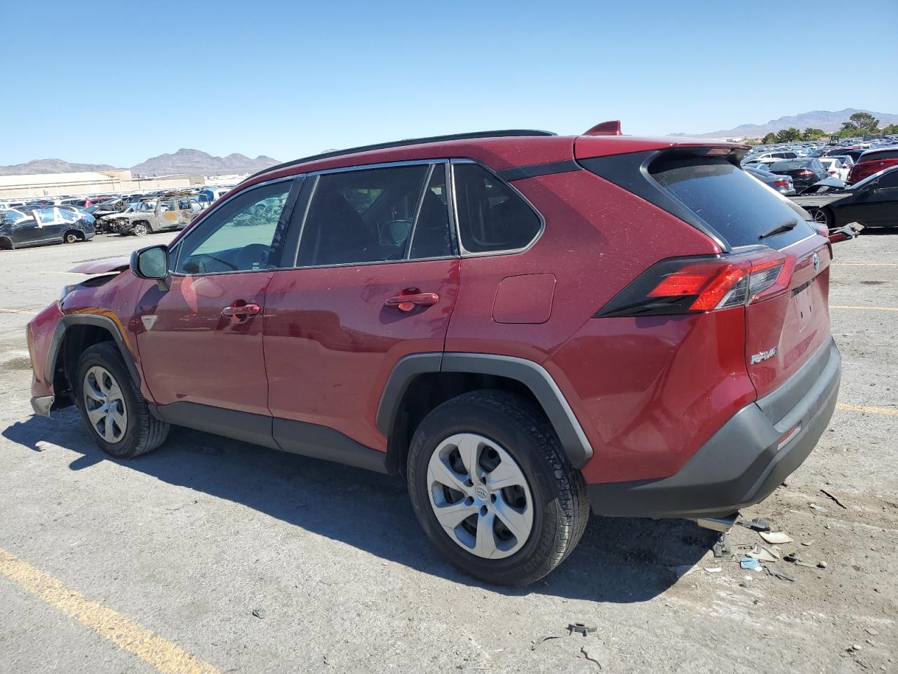 TOYOTA RAV4 LE