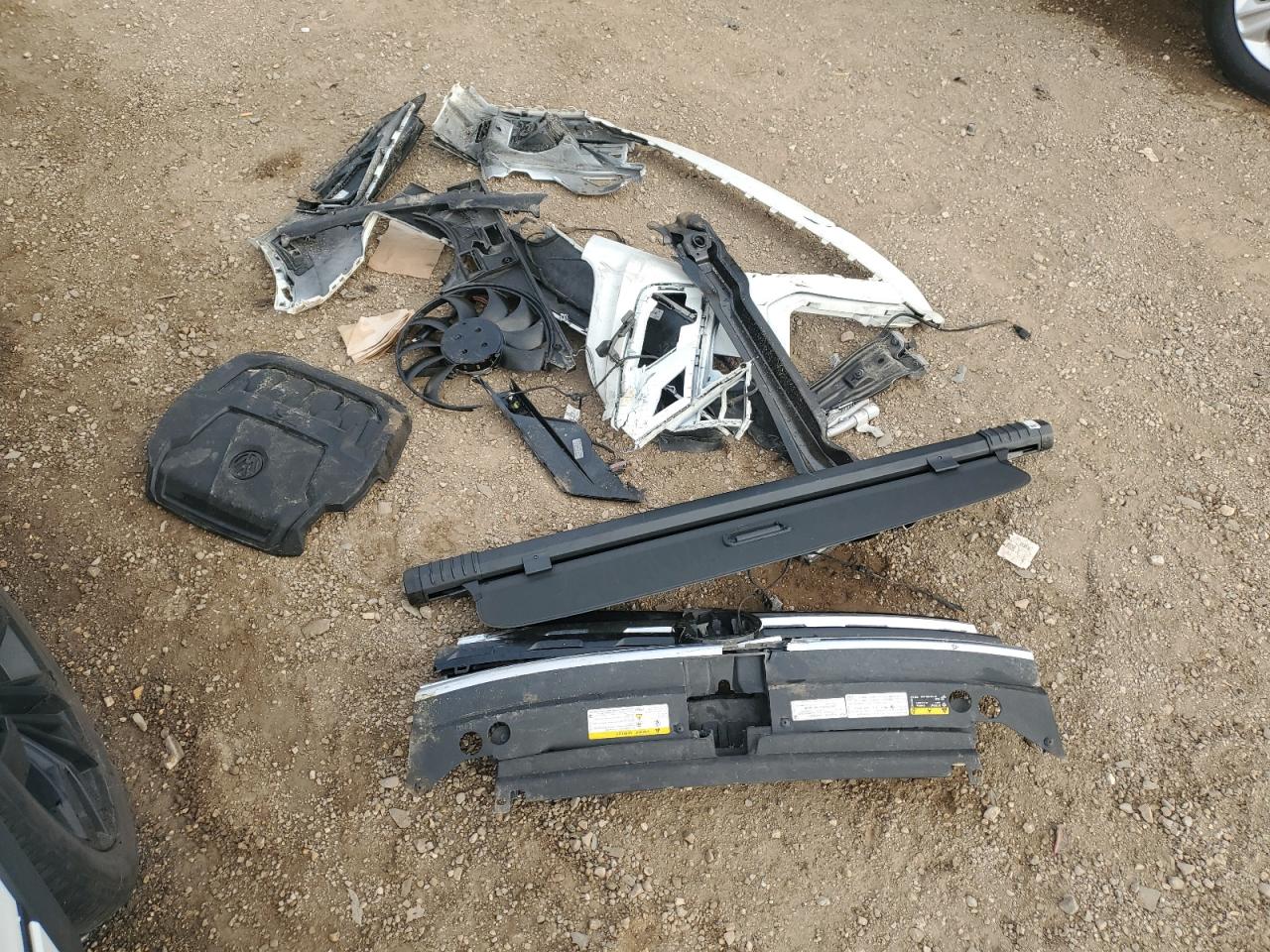 VOLKSWAGEN TIGUAN SE