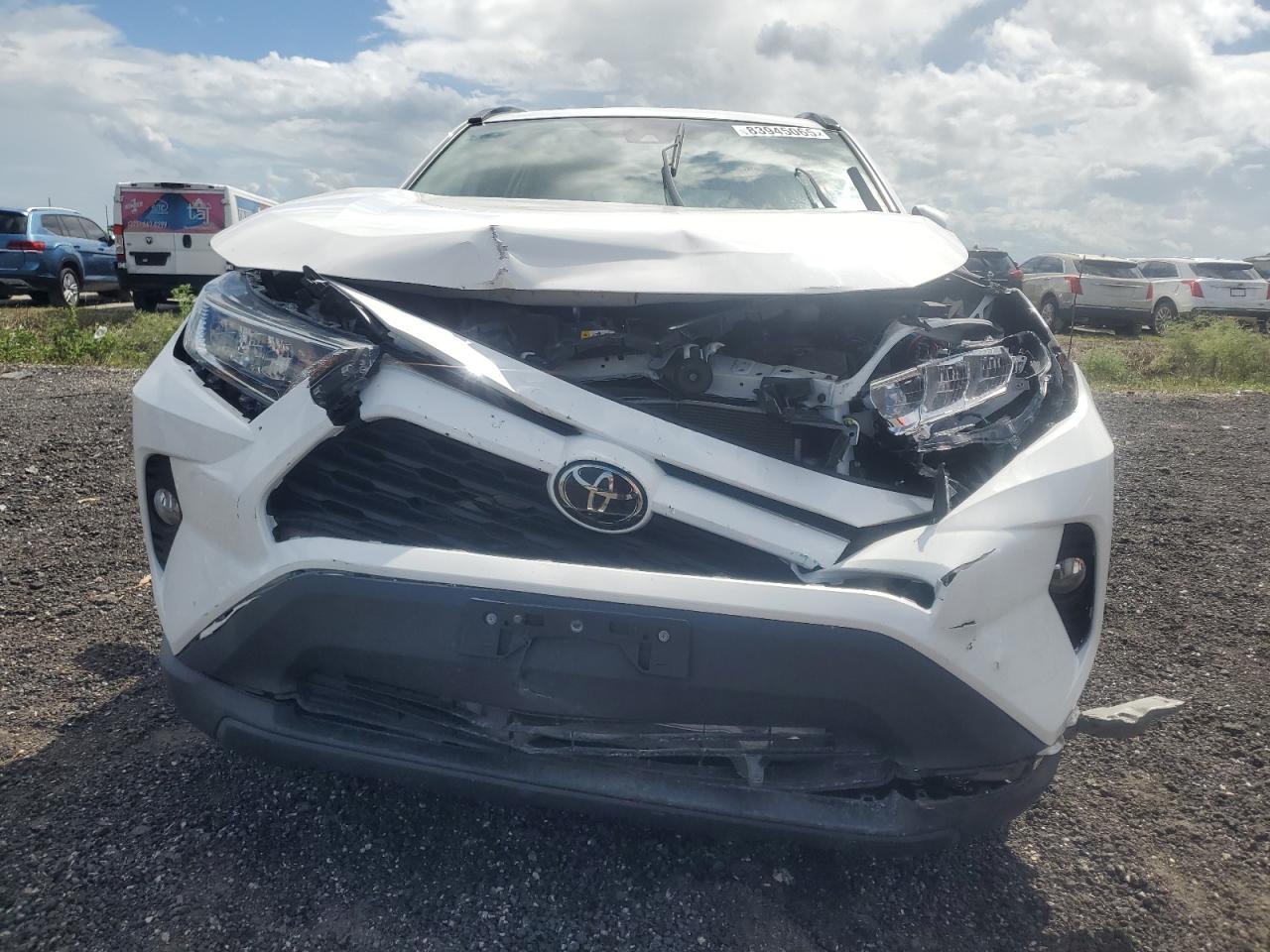 TOYOTA RAV4 XLE PREMIUM