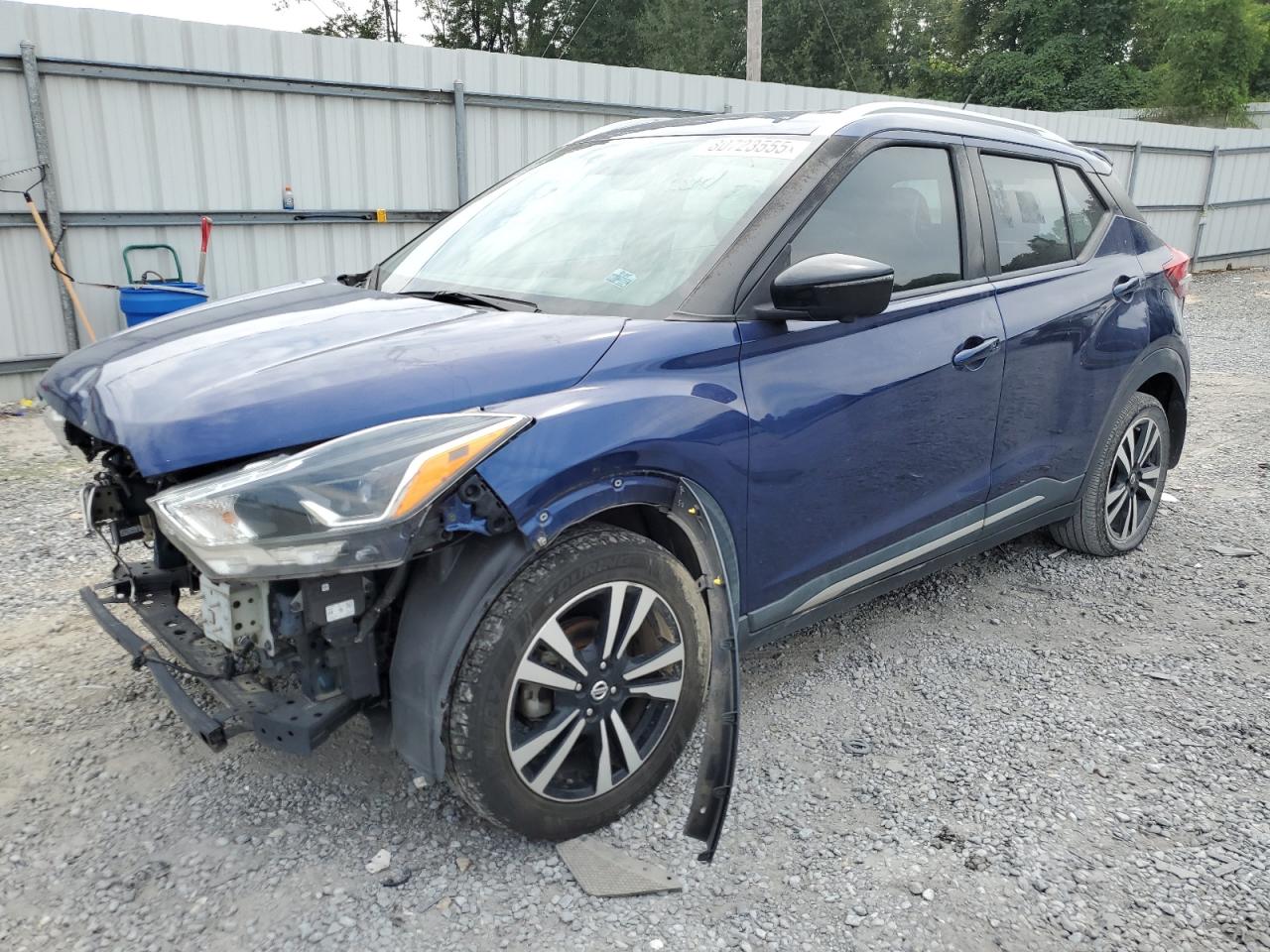 NISSAN KICKS S
