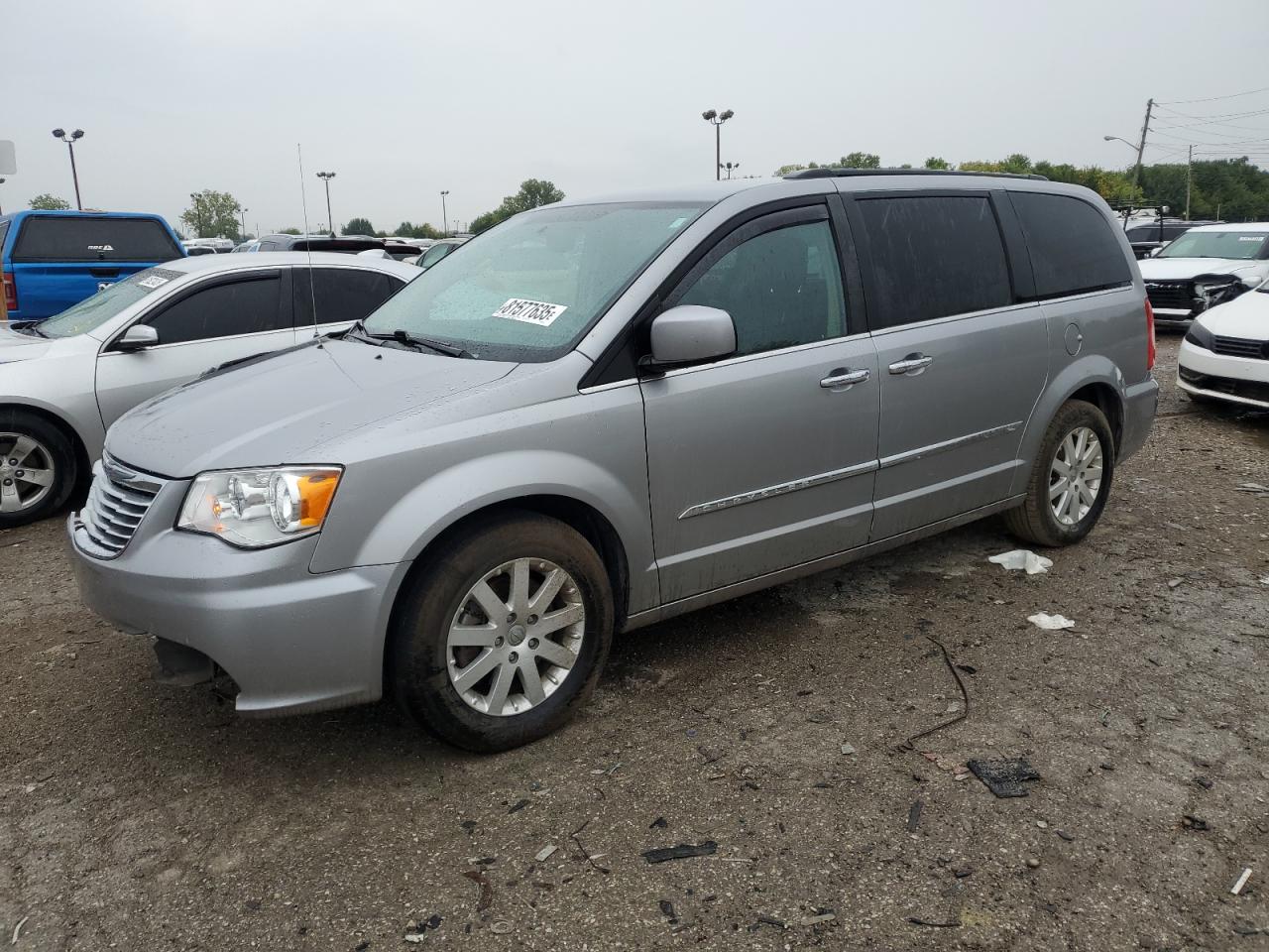 CHRYSLER TOWN & COUNTRY TOURING