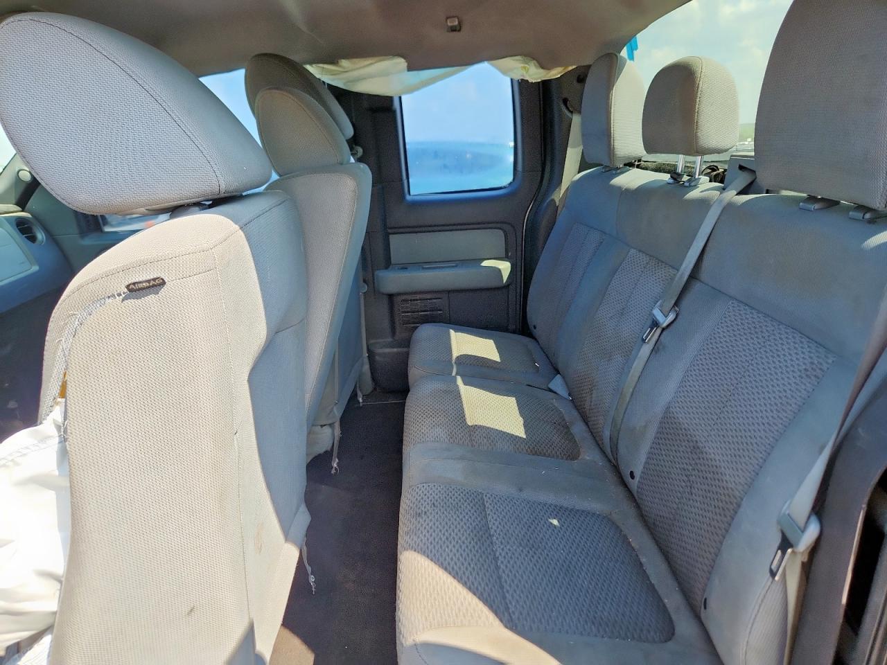 FORD F-150 SUPER CAB